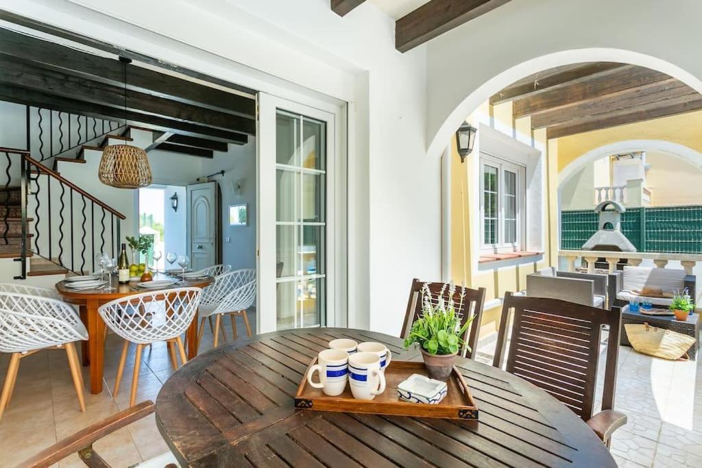 Can Esmo! 6 Hosts, 3 Bedrooms And A Private Pool Сasa de vacaciones