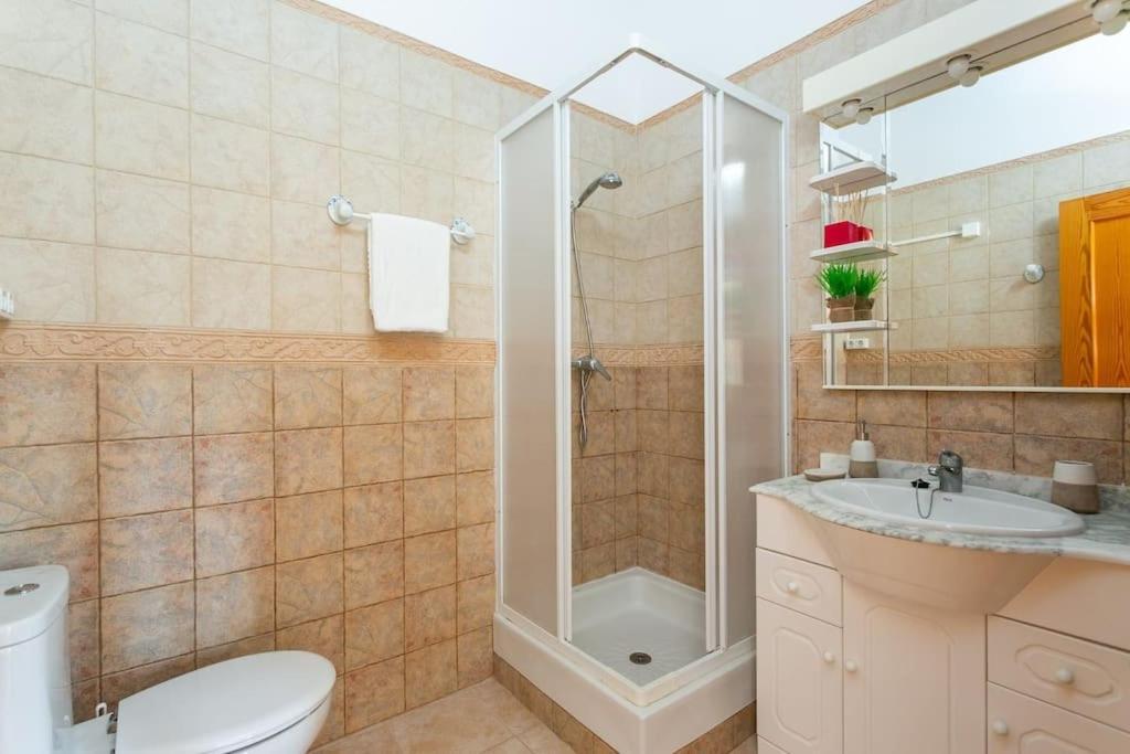 Сasa de vacaciones Can Esmo! 6 Hosts, 3 Bedrooms And A Private Pool *