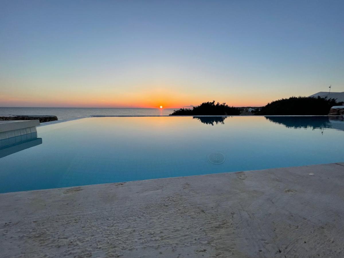 Apartment Binisamar Infinity Pool Over The Sea