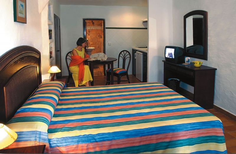 Apartamento Hlg Binivell Park *