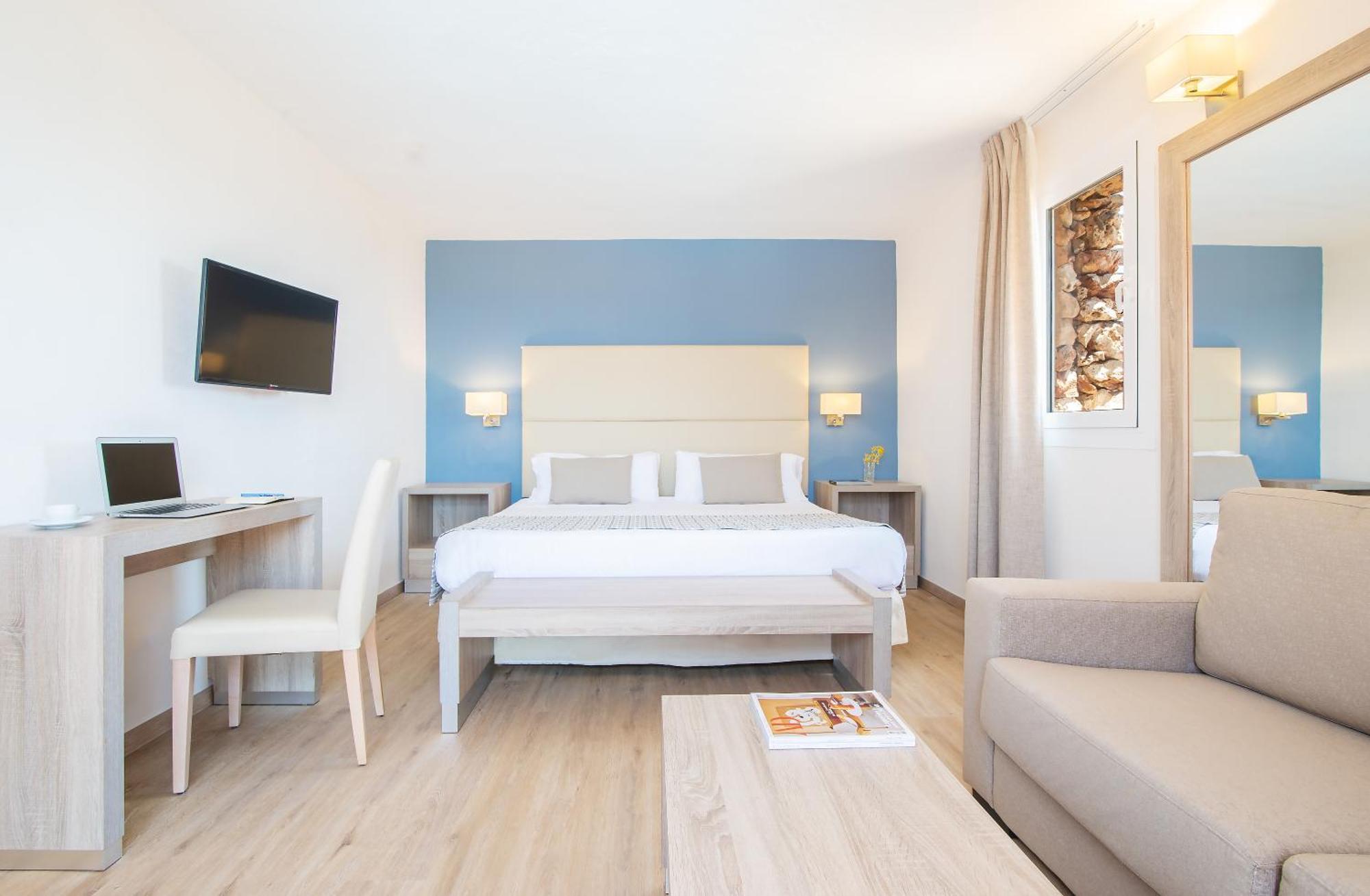Hotel Menorca - Adults Recommended - By Pierre & Premium