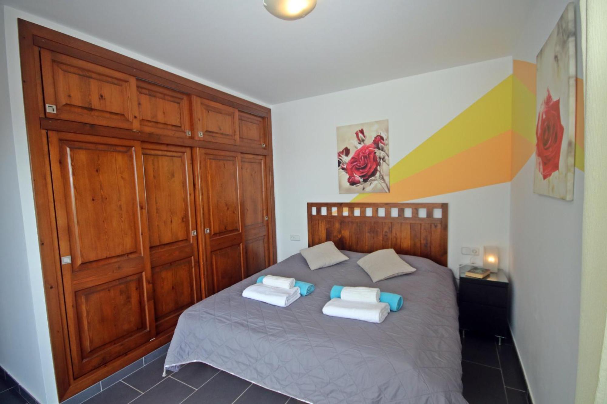 Bella, 350m Zum Villa