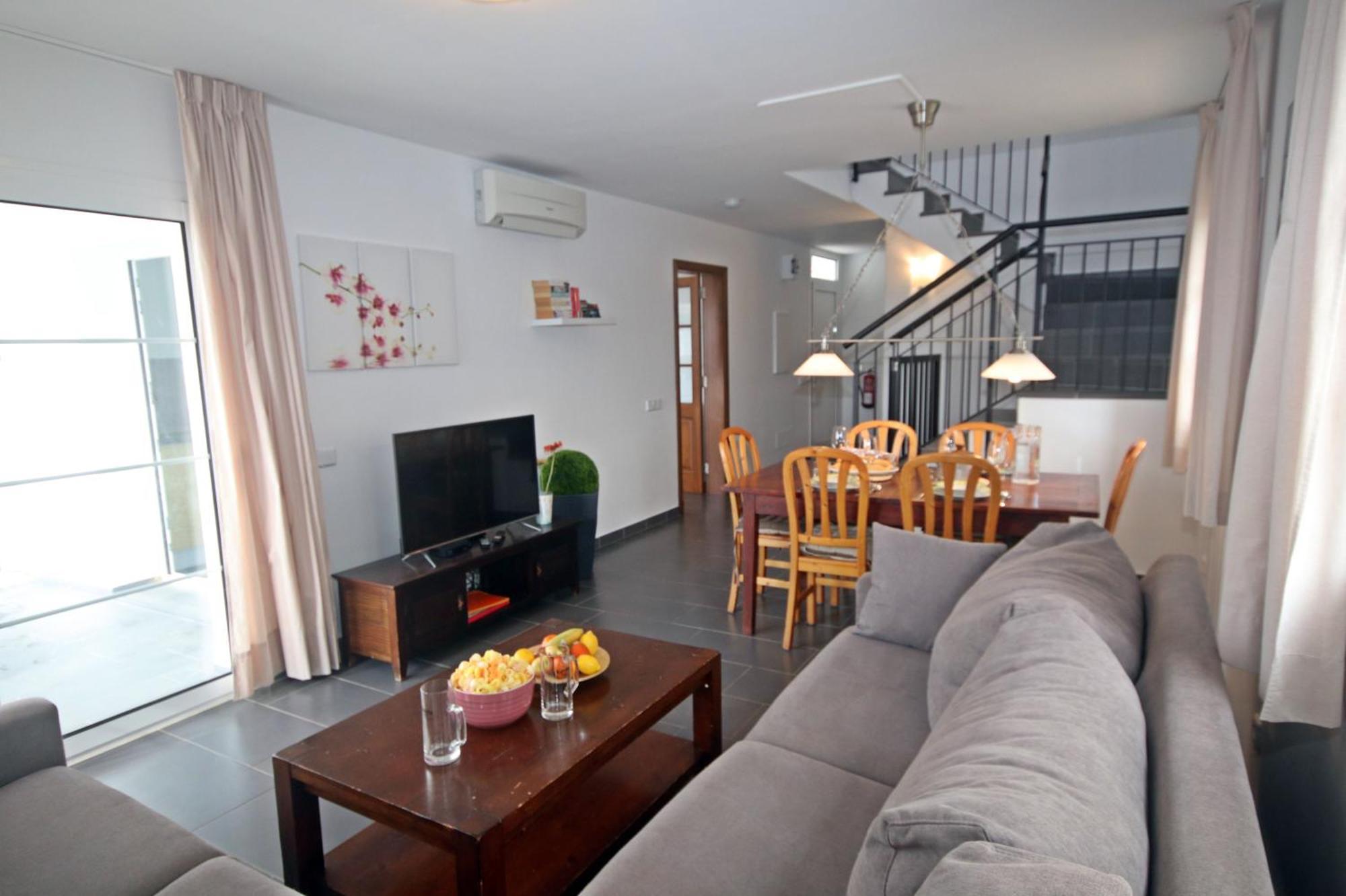 Bella, 350m Zum Villa *