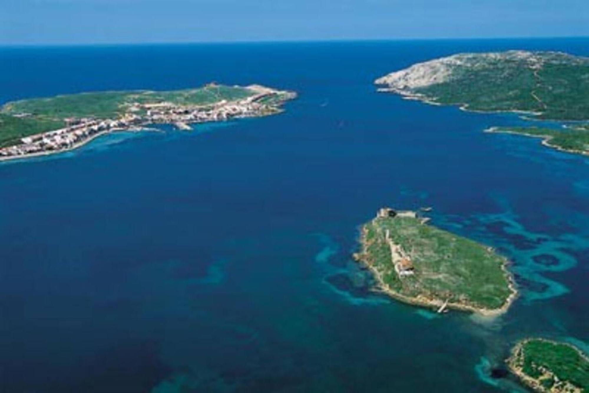 4 Bedrooms Property At Fornells 100 M Away From The Beach With Shared Pool And Wifi Fornells (Menorca)