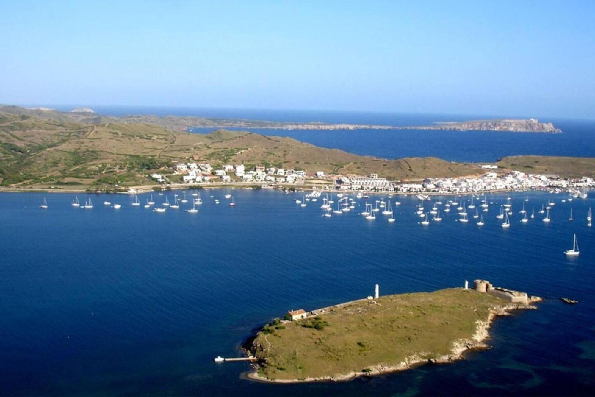 Сasa de vacaciones 4 Bedrooms Property At Fornells 100 M Away From The Beach With Shared Pool And Wifi Fornells (Menorca)