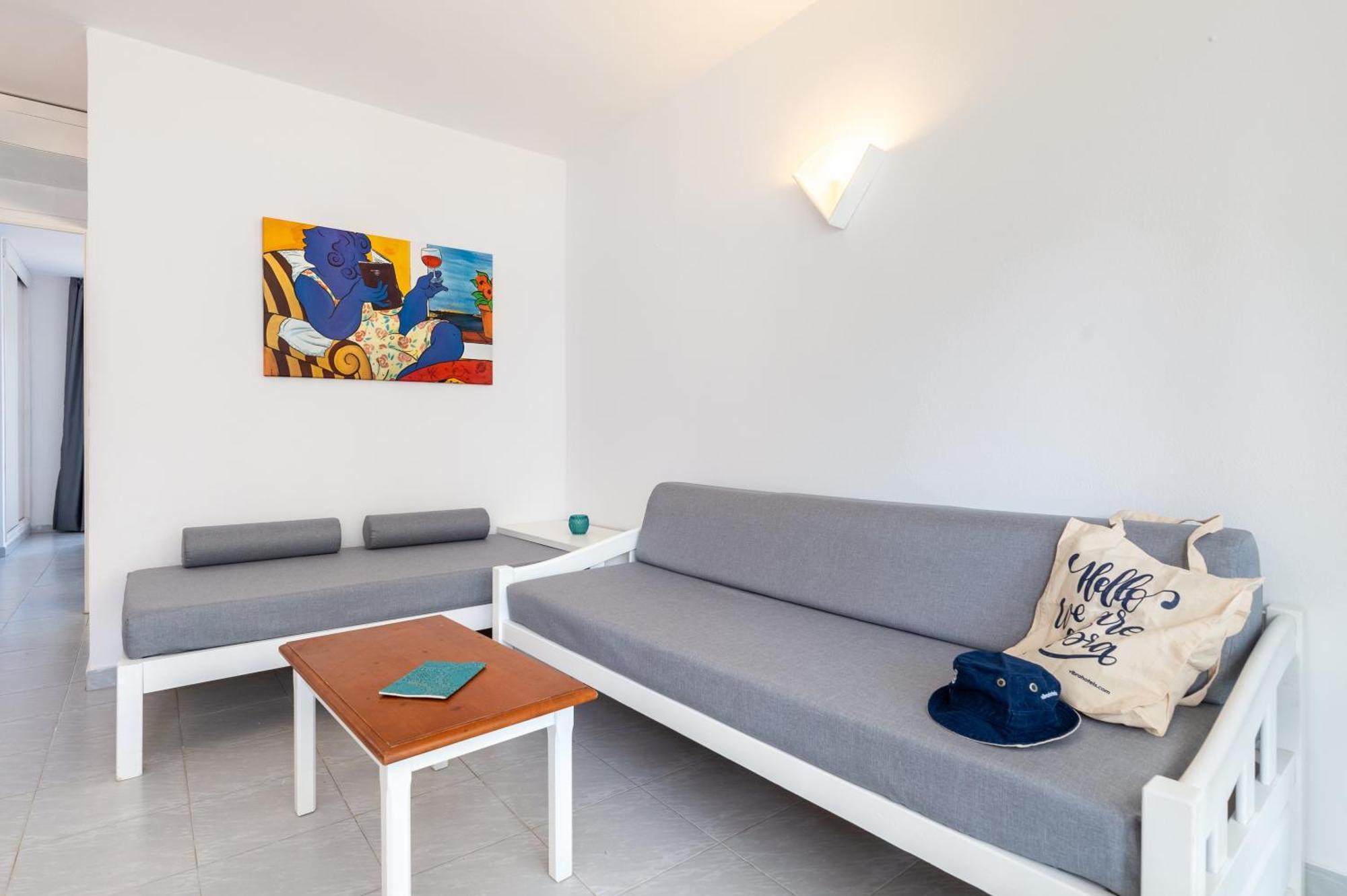 Menorca Caleta Playa-3sup Apartahotel 3*