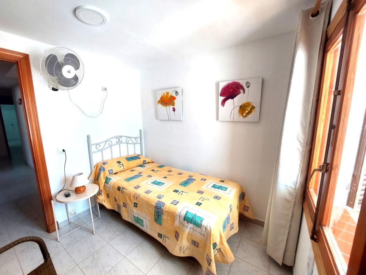 Ponent Villa