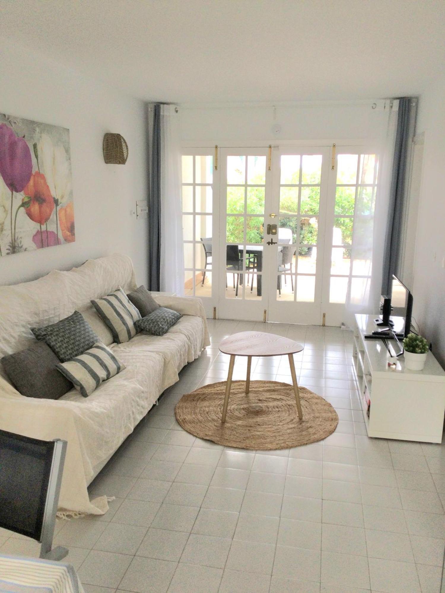 Apartamento Playa Xoriguer Con Piscina Y Jardin