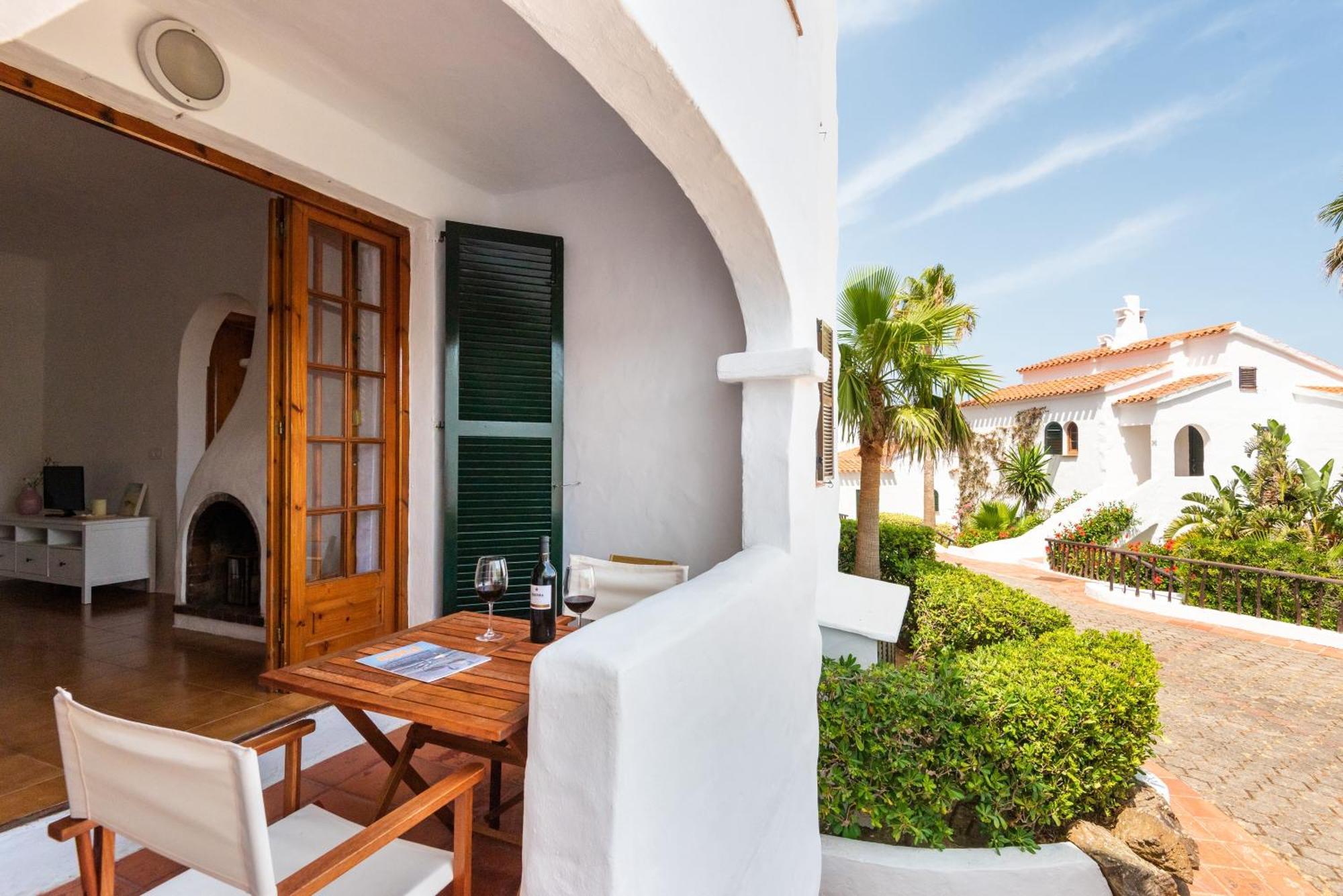 Apartamento Vistafaro Es Mercadal