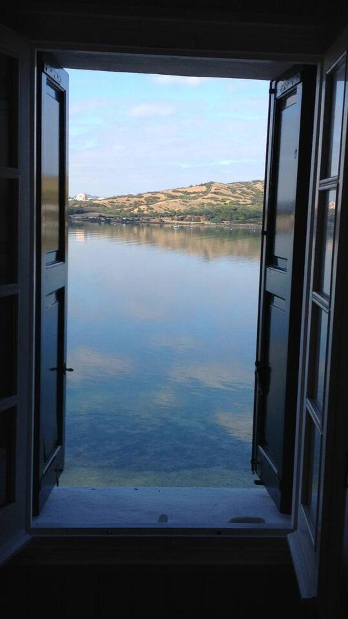 4 Bedrooms Property At Fornells 100 M Away From The Beach With Shared Pool And Wifi