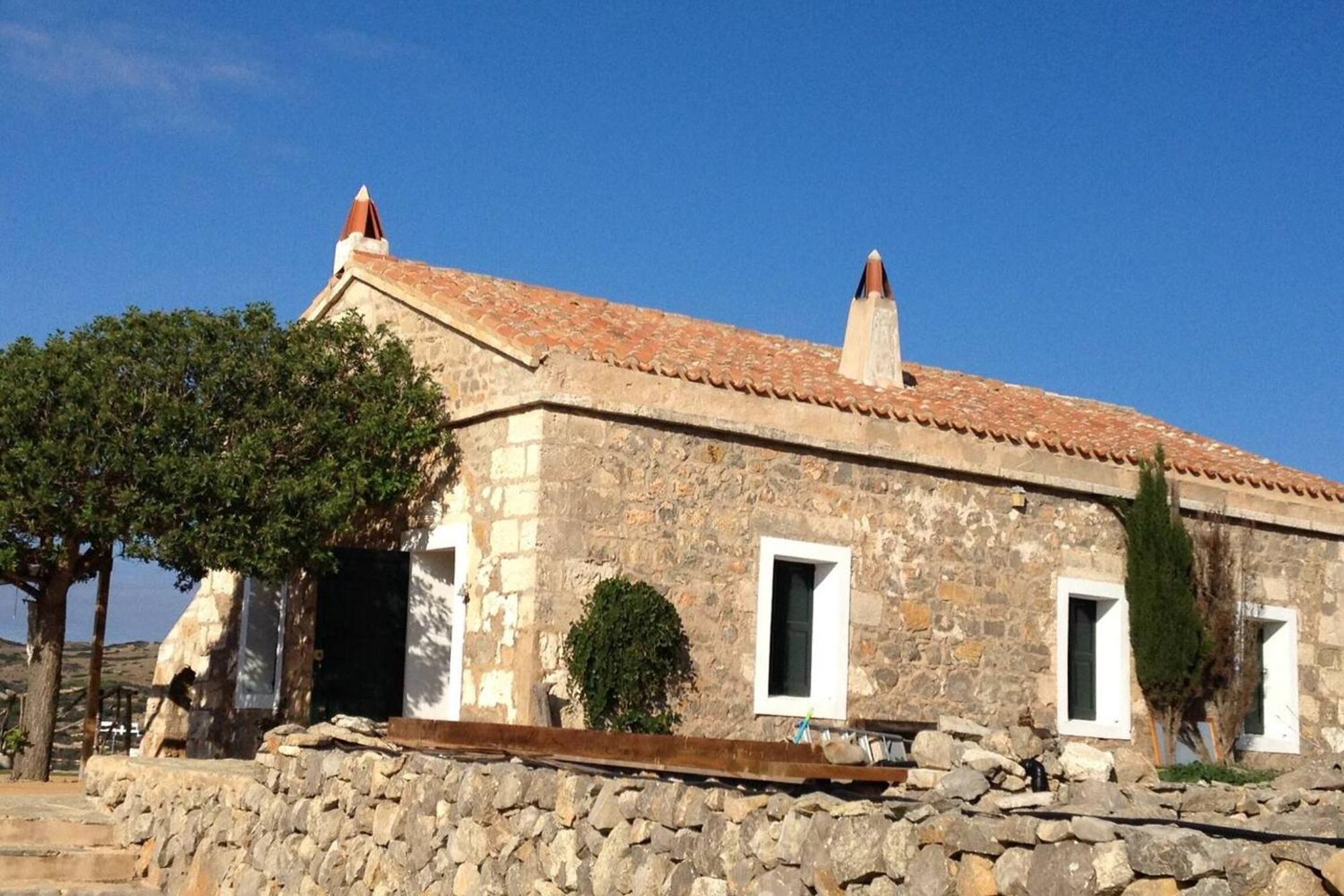 4 Bedrooms Property At Fornells 100 M Away From The Beach With Shared Pool And Wifi Сasa de vacaciones *