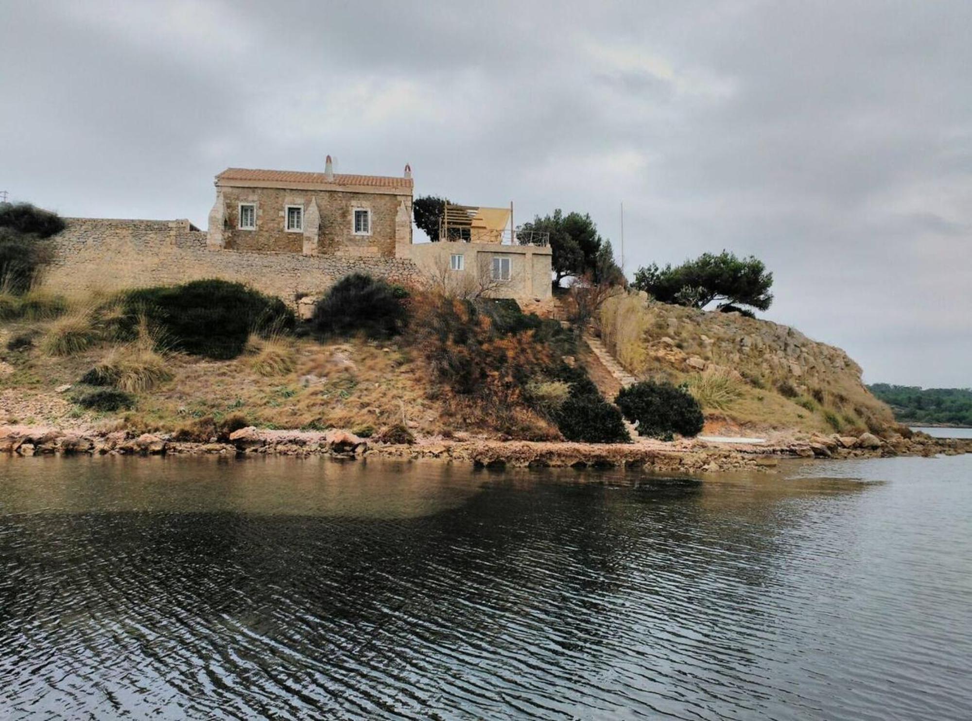4 Bedrooms Property At Fornells 100 M Away From The Beach With Shared Pool And Wifi Сasa de vacaciones *