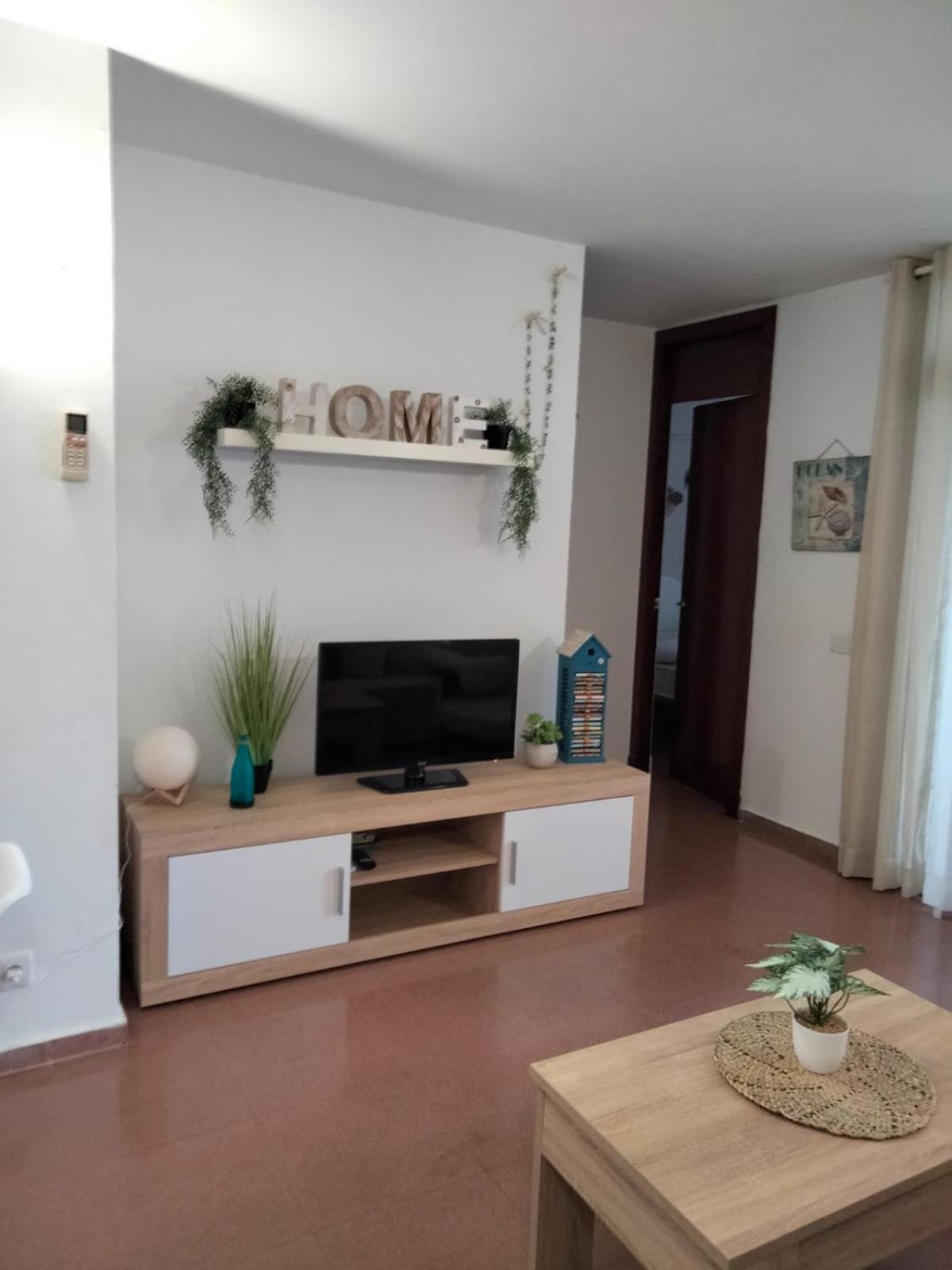 Cala'n Bosch Apartment *