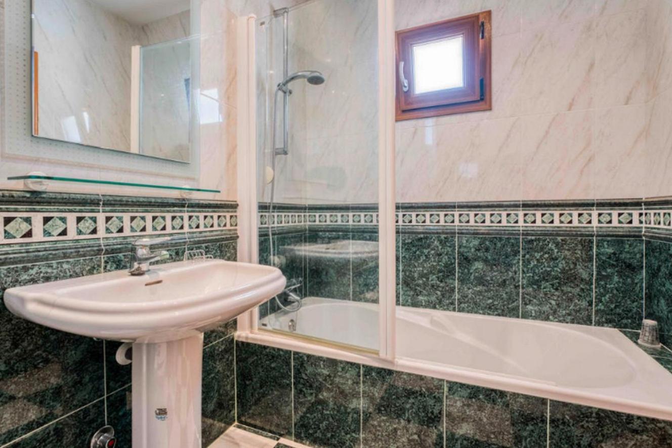 Сasa de vacaciones Buenave Con Piscina Climatizada Y Vistas Al Puerto *