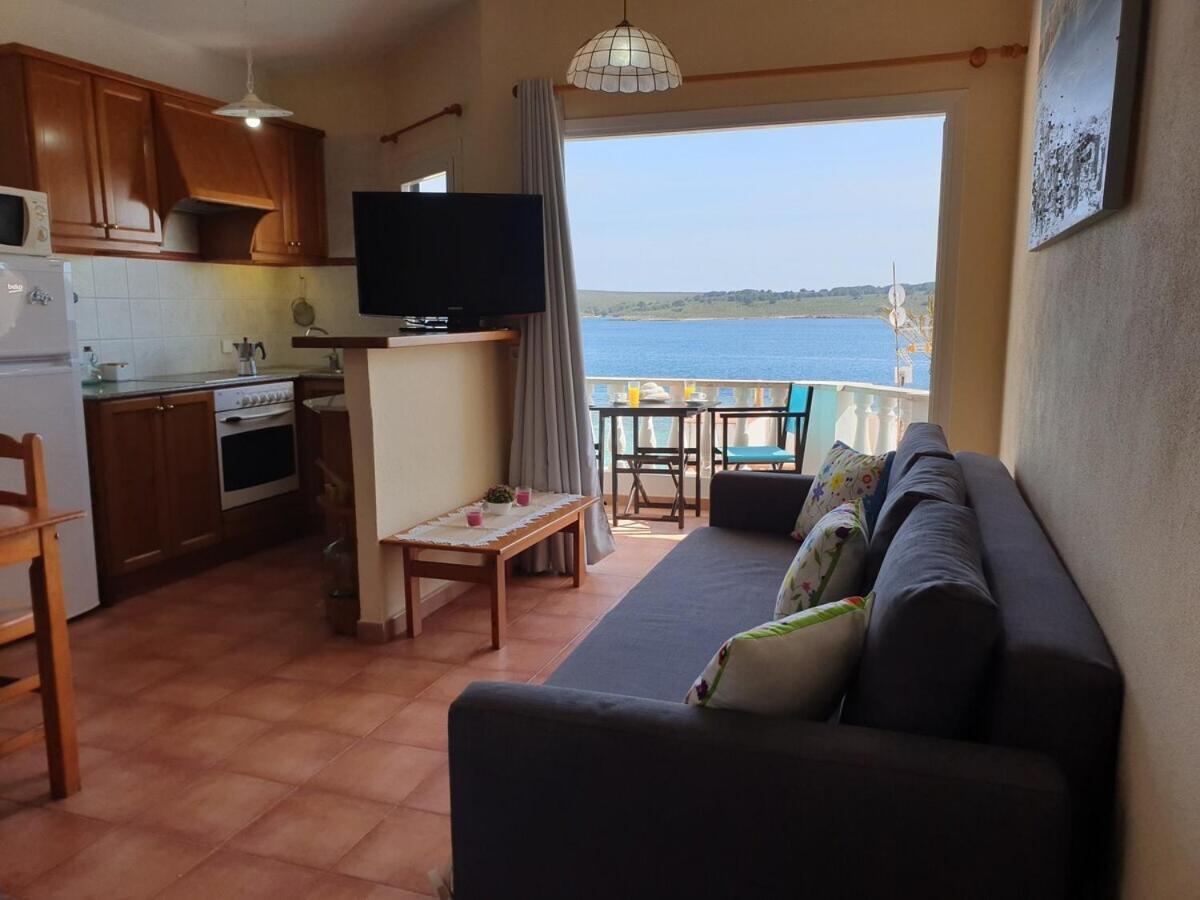 Apartamento F76. Vistas Al Mar En Fornells!
