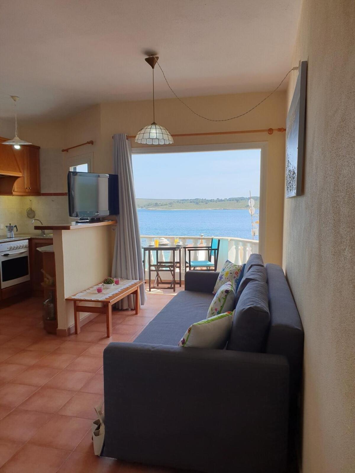Apartamento F76. Vistas Al Mar En Fornells! *