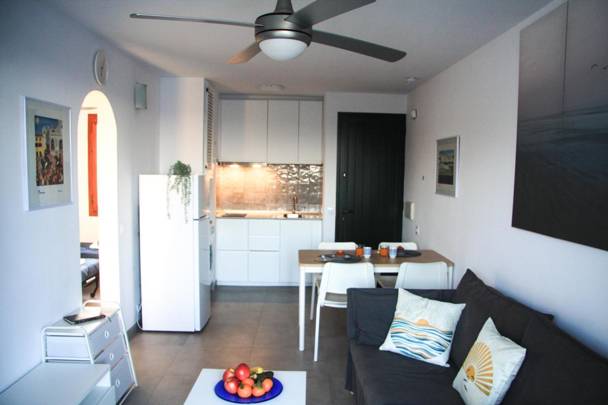 Binimar - Apartamento Reformado Con Vistas Al Mar, Al Lado De La Playa *