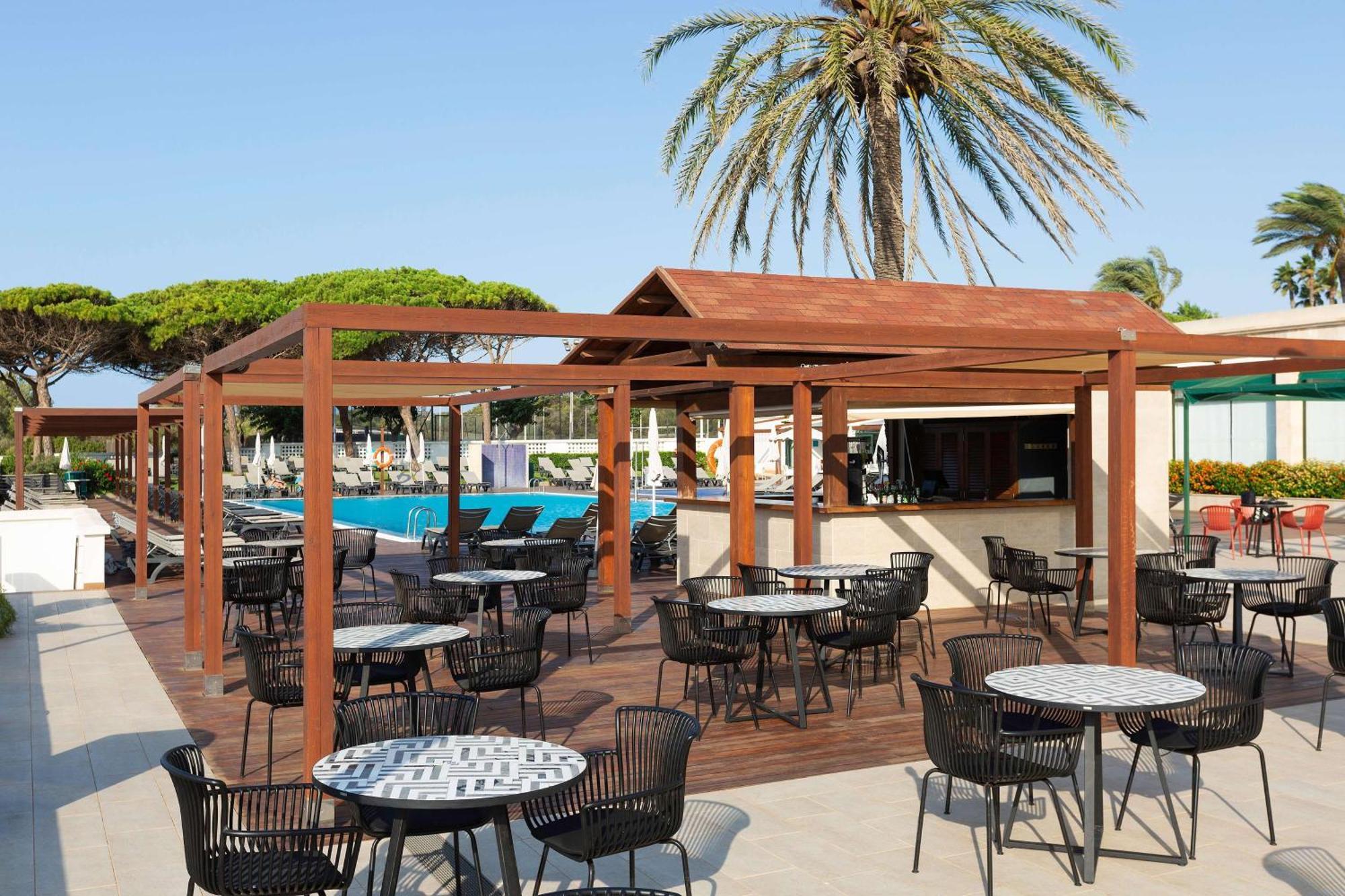 Alua Illa De Menorca Hotel S'Algar