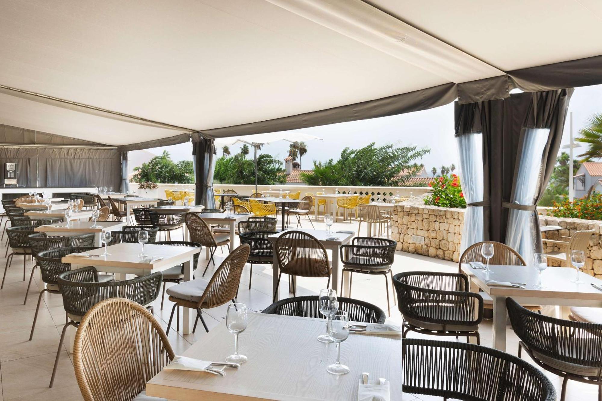 Alua Illa De Menorca 4*