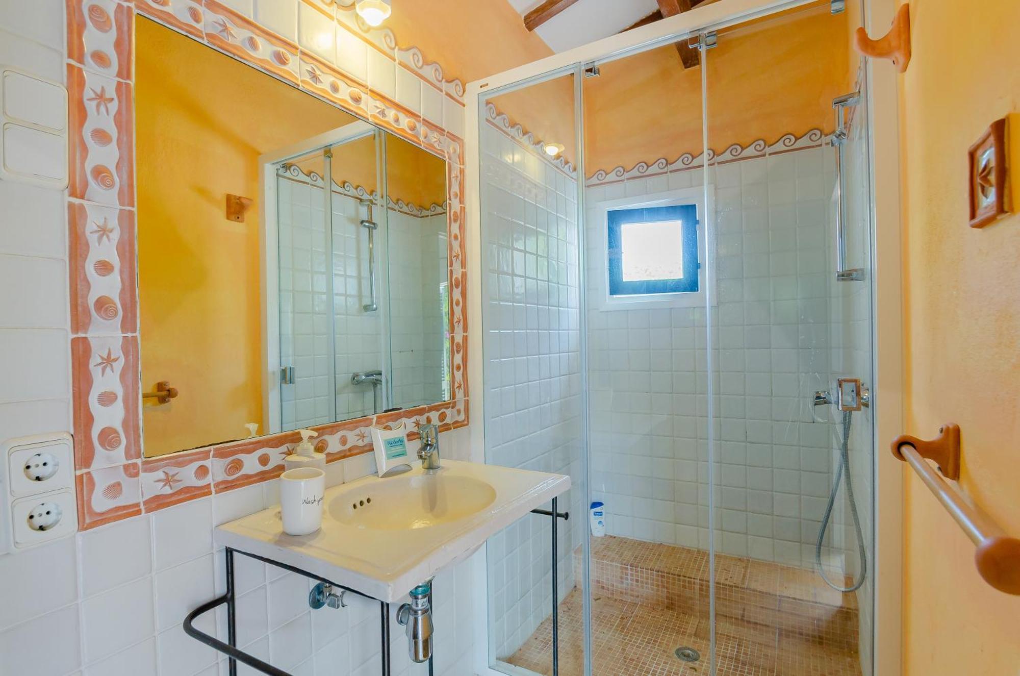 Villa Casa Poupitta - 10 Personnes - 5 En - Piscine Sant Lluís