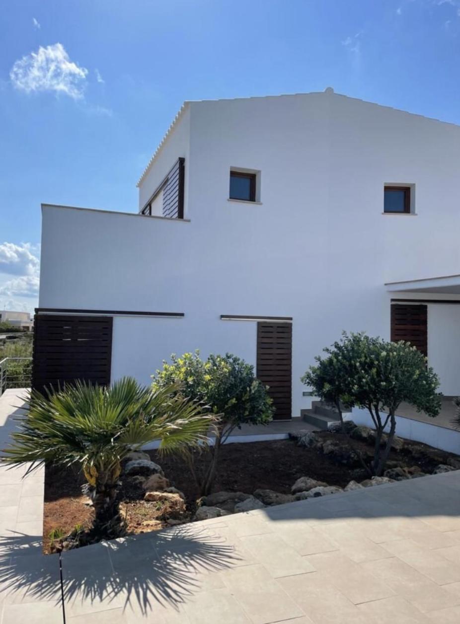 D'es Bot Villa