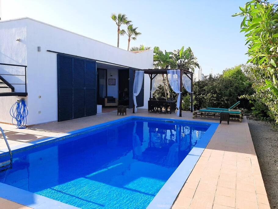 Anana Villa