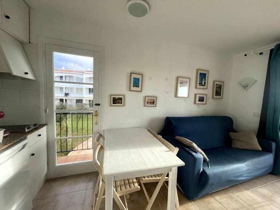 Apartamento Con Piscina Y Junto A La Playa - Brut. *