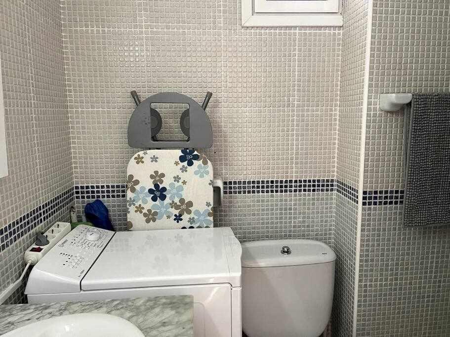 Apartamento Con Piscina Y Junto A La Playa - Brut. Cala'N Blanes (Menorca)
