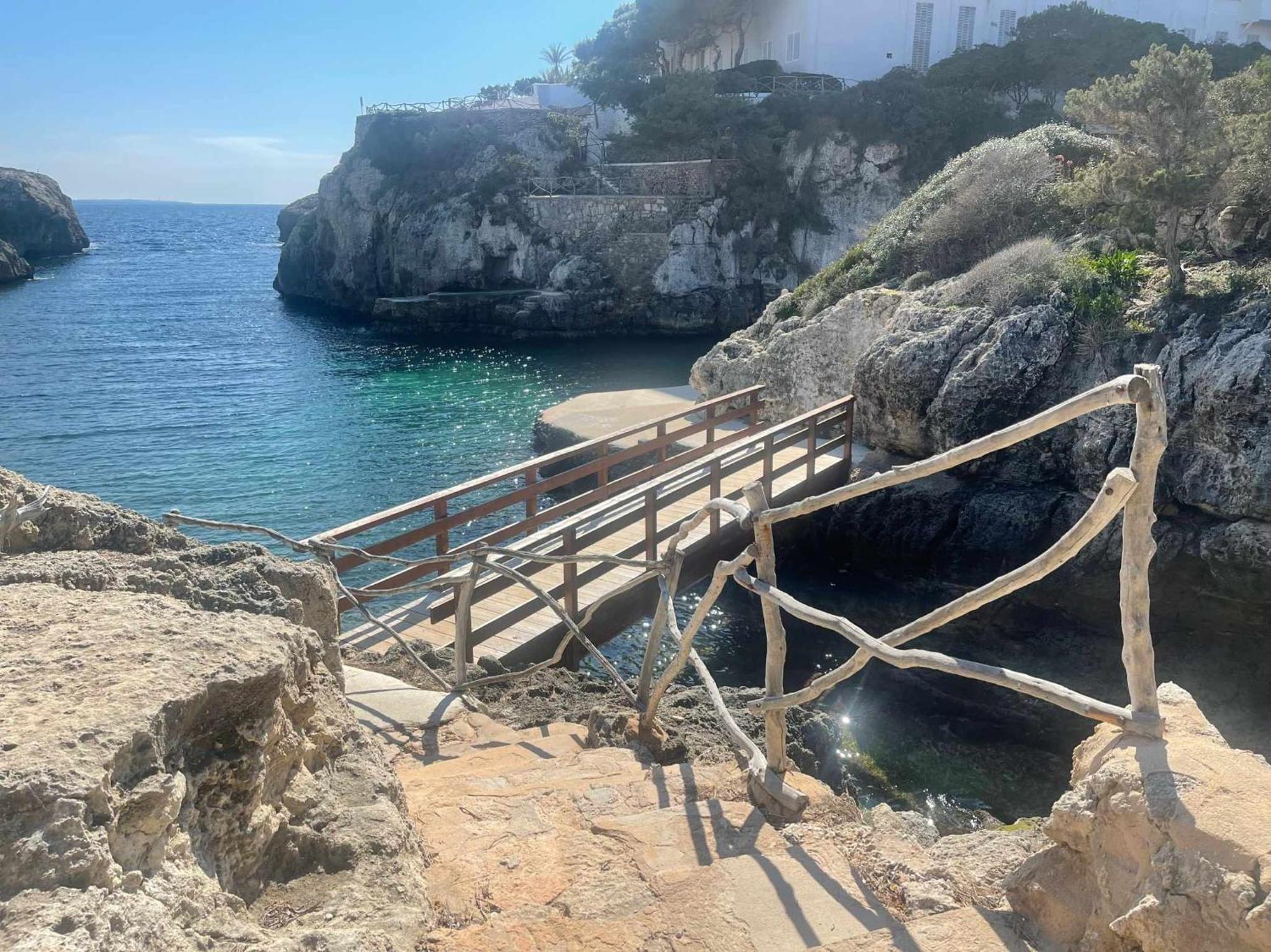 Santandria Con Piscina * Cala'N Blanes (Menorca)