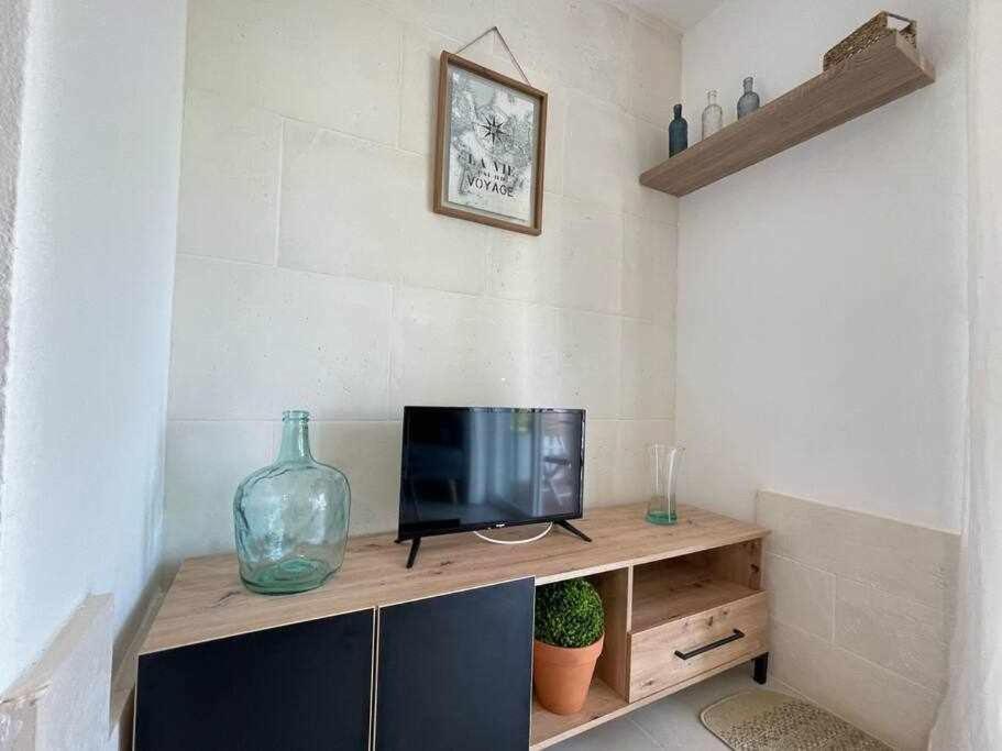 Apartment Xoriguer Con Piscina