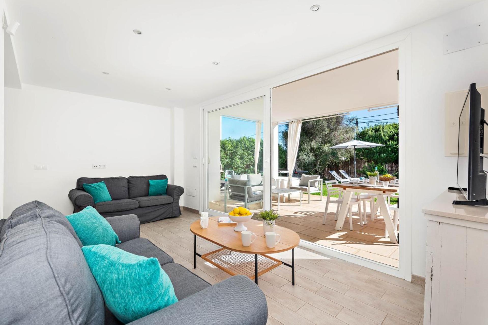 Villa Molly 16 By *