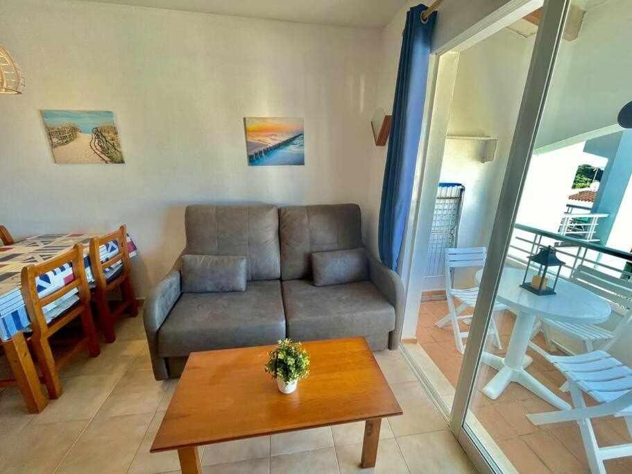 Con Piscina Junto A La Playa - Turqueta. Apartamento Cala'N Blanes (Menorca)
