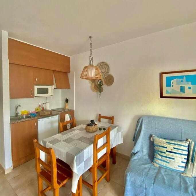 Cavalleria Apto Con Piscina Y Junto A La Playa