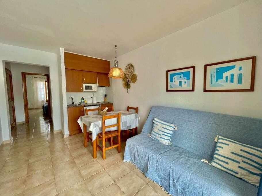 Cavalleria Apto Con Piscina Y Junto A La Playa Apartamento