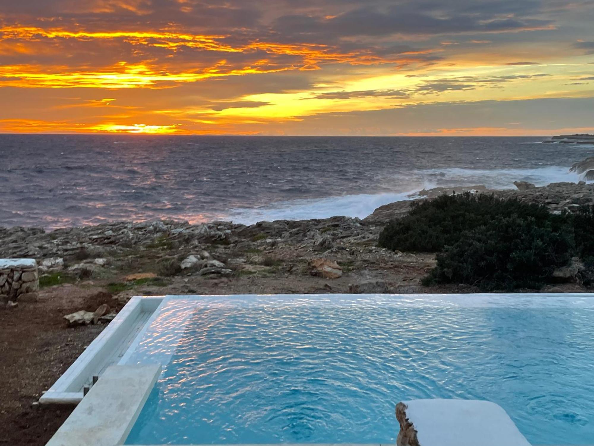 Apartment Binisamar Infinity Pool Over The Sea *