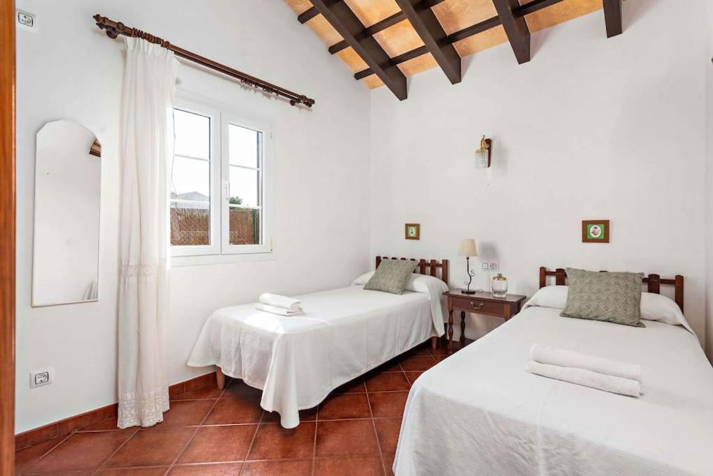 4 Bedroom Villa, Pool, 500m To Beach, Cala En Blanes *
