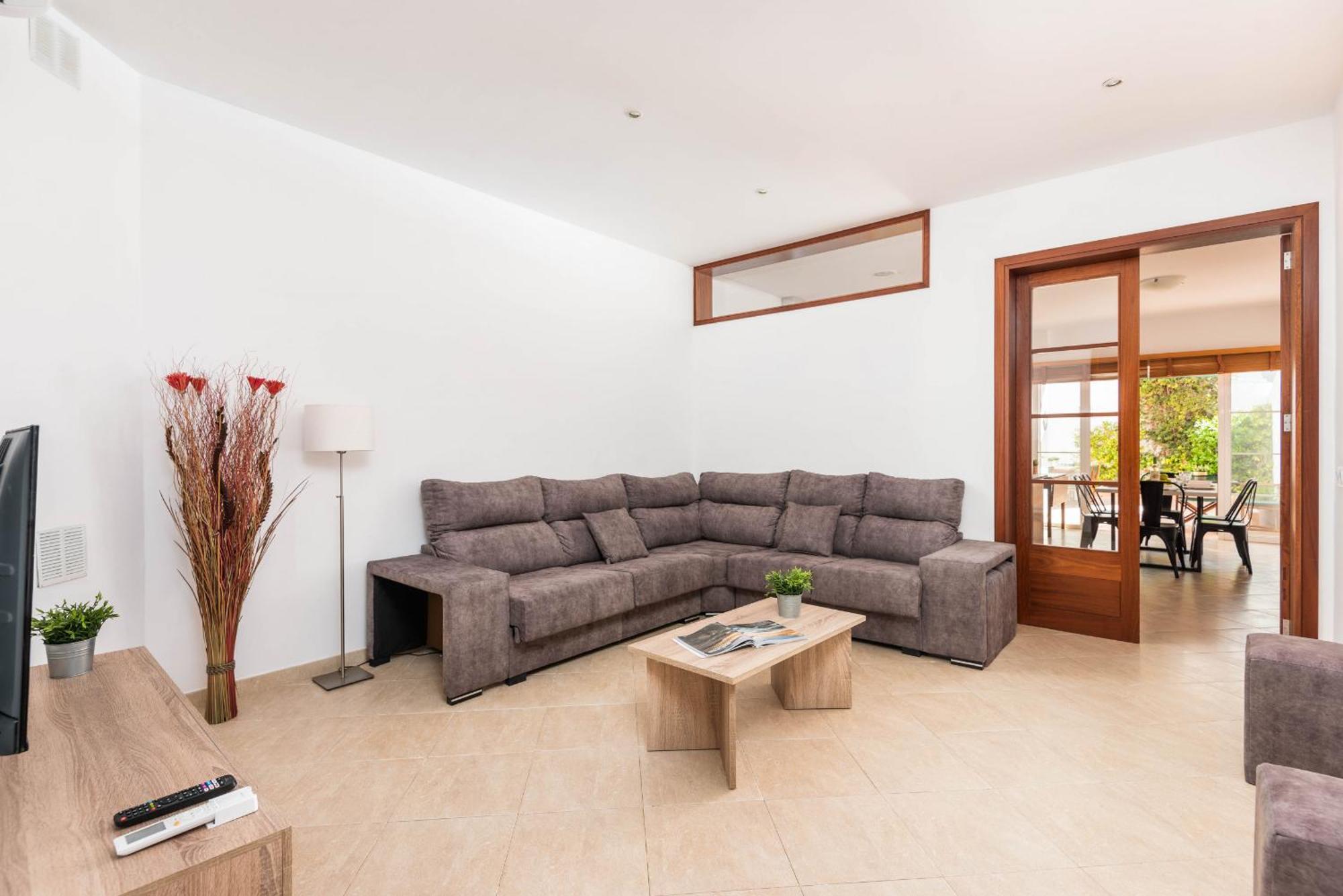 Ca Na Bel 4 Bedroom House, Ciutadella Сasa de vacaciones *