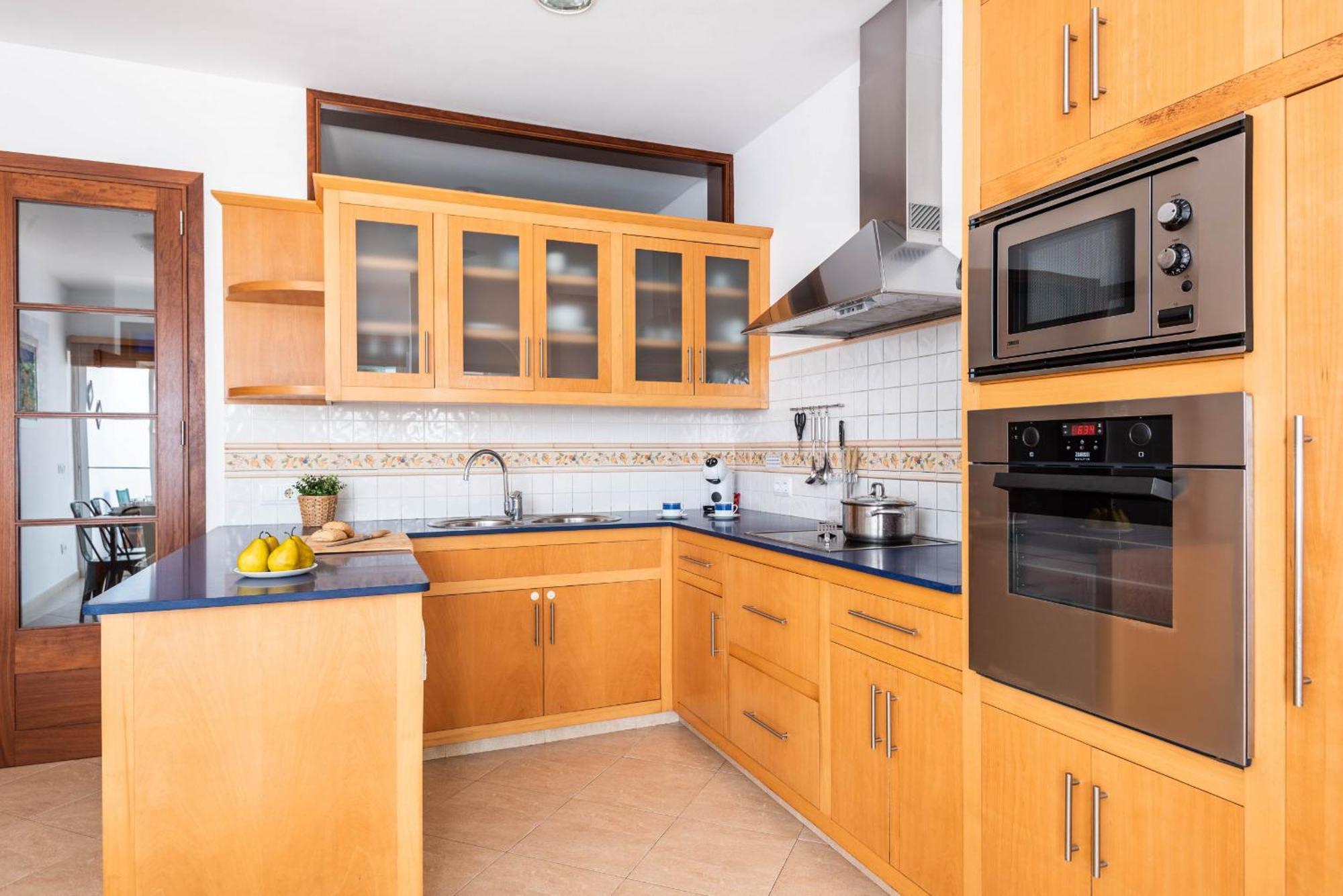 Ca Na Bel 4 Bedroom House, Ciutadella Сasa de vacaciones *