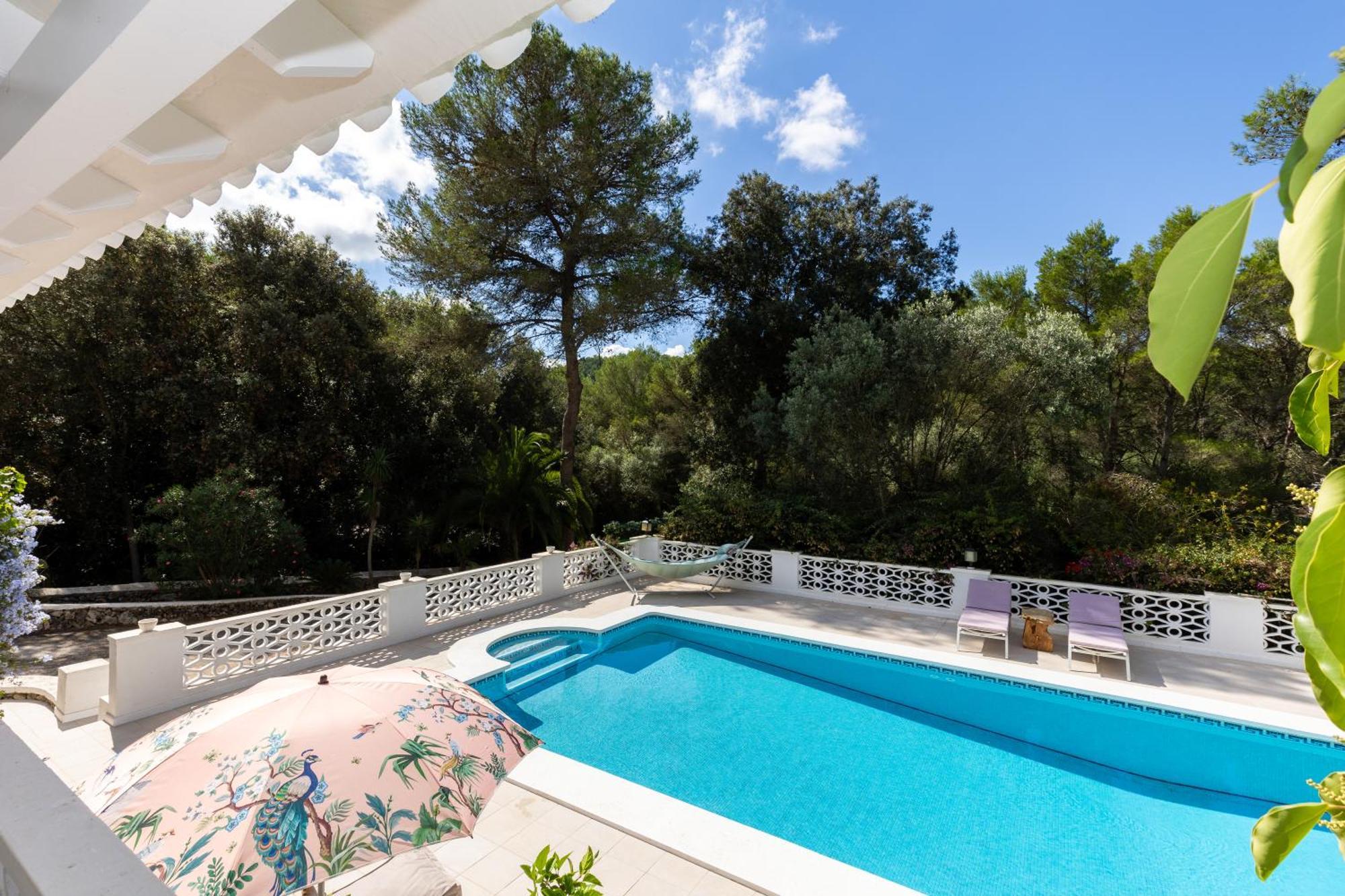Caterina Authentic In Quiet, Wooded Area