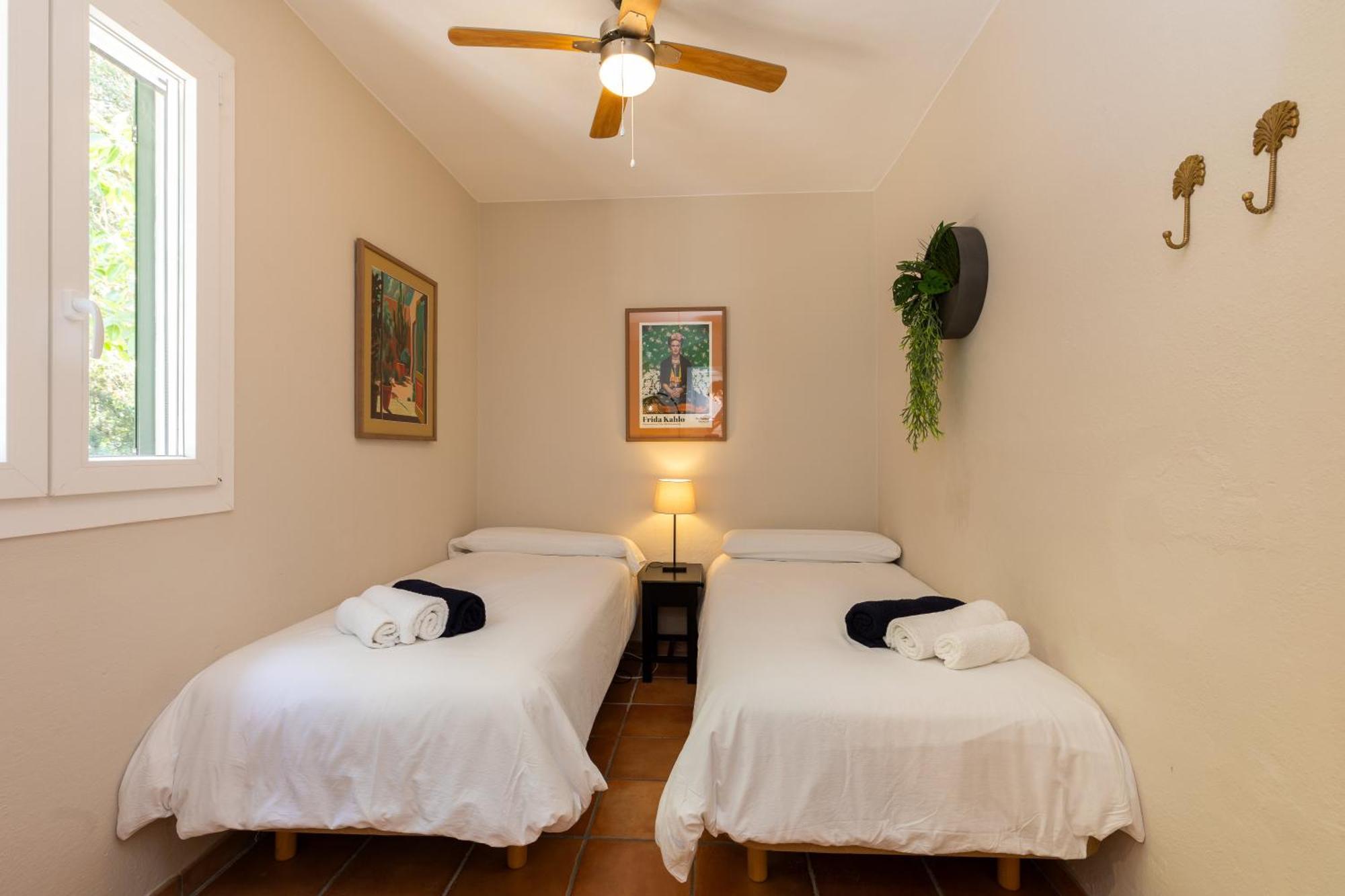 Caterina Authentic In Quiet, Wooded Area Villa *