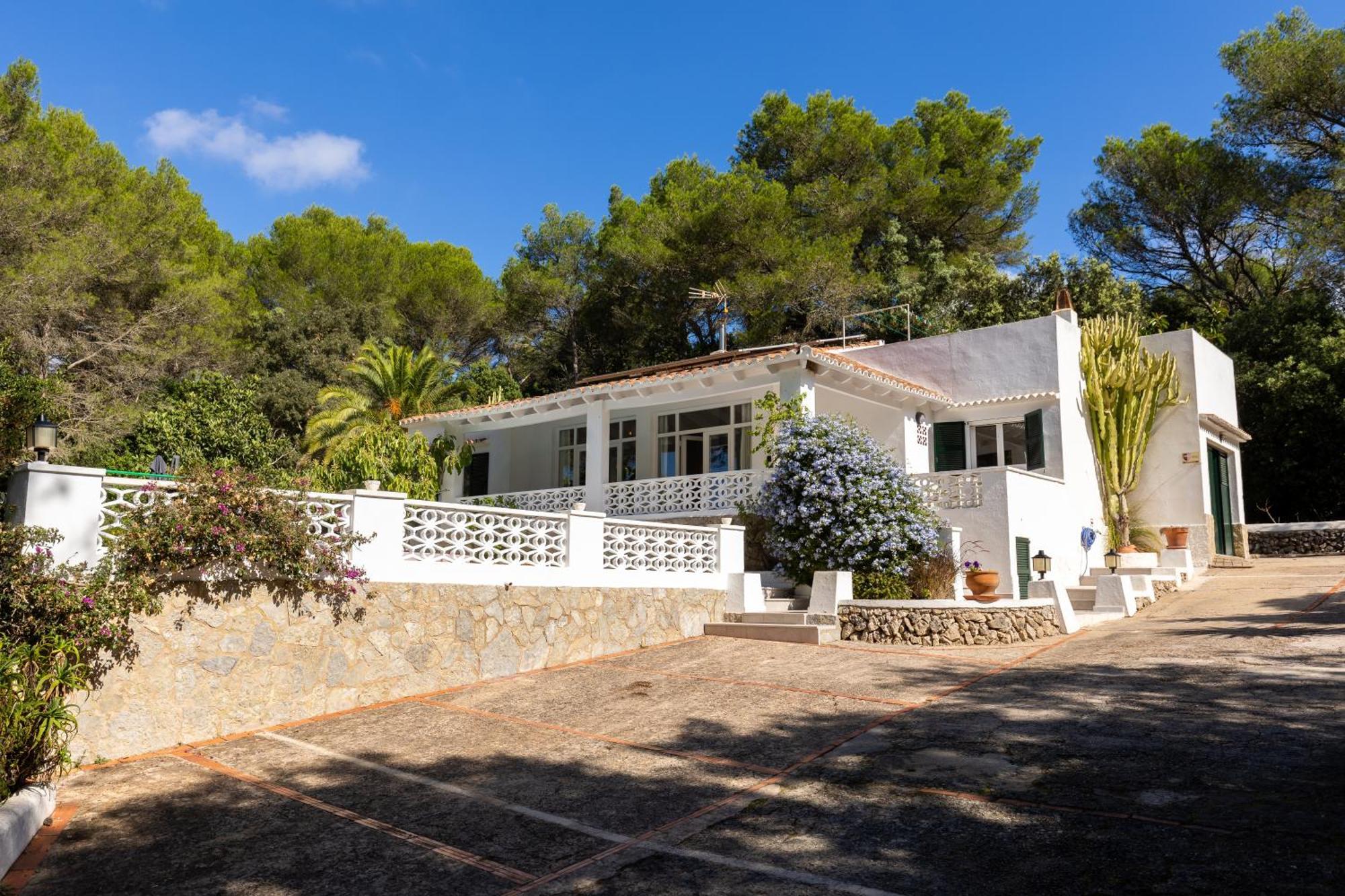 Villa Caterina Authentic In Quiet, Wooded Area Es Mercadal