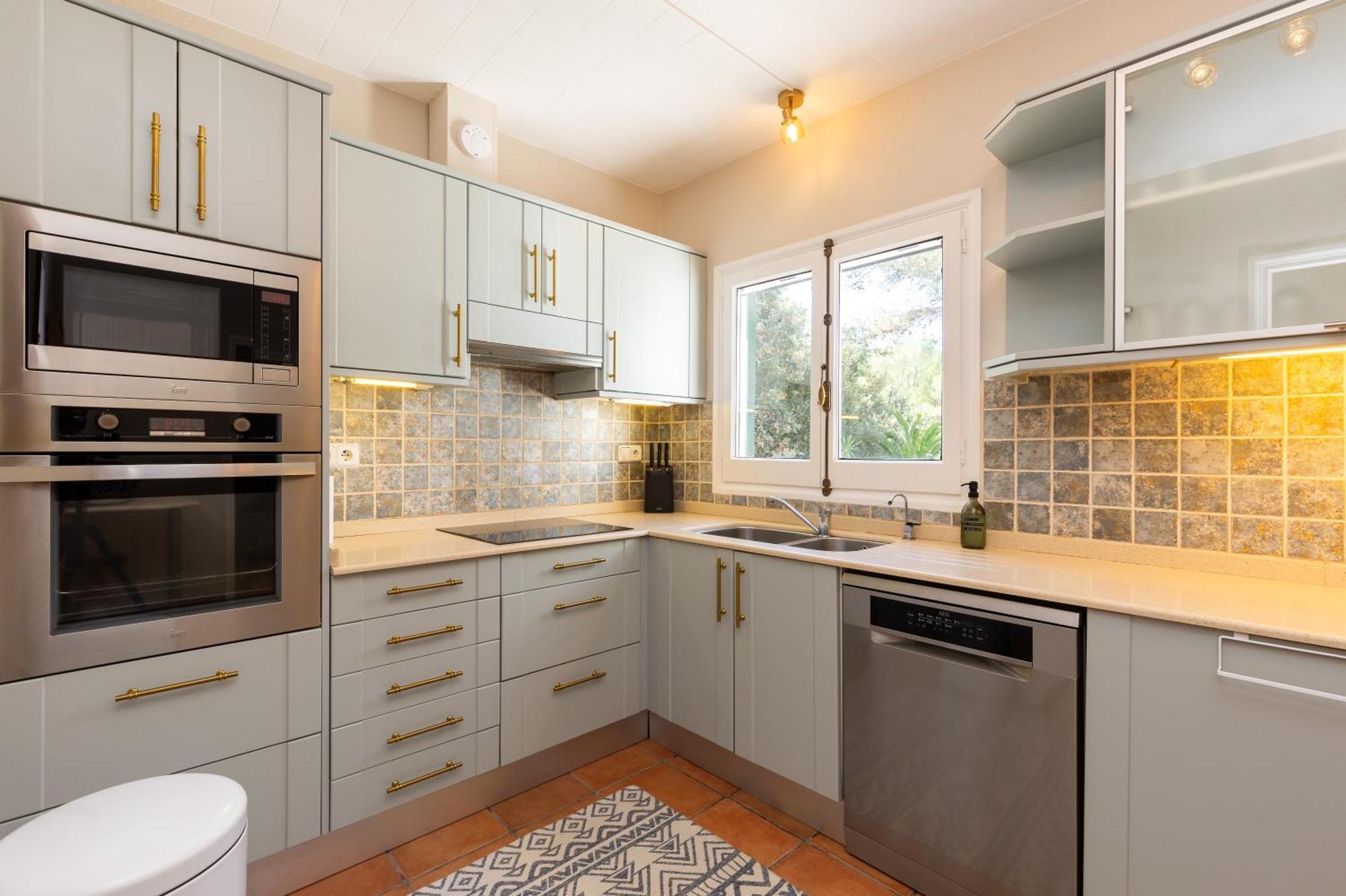 Villa Caterina Authentic In Quiet, Wooded Area Es Mercadal