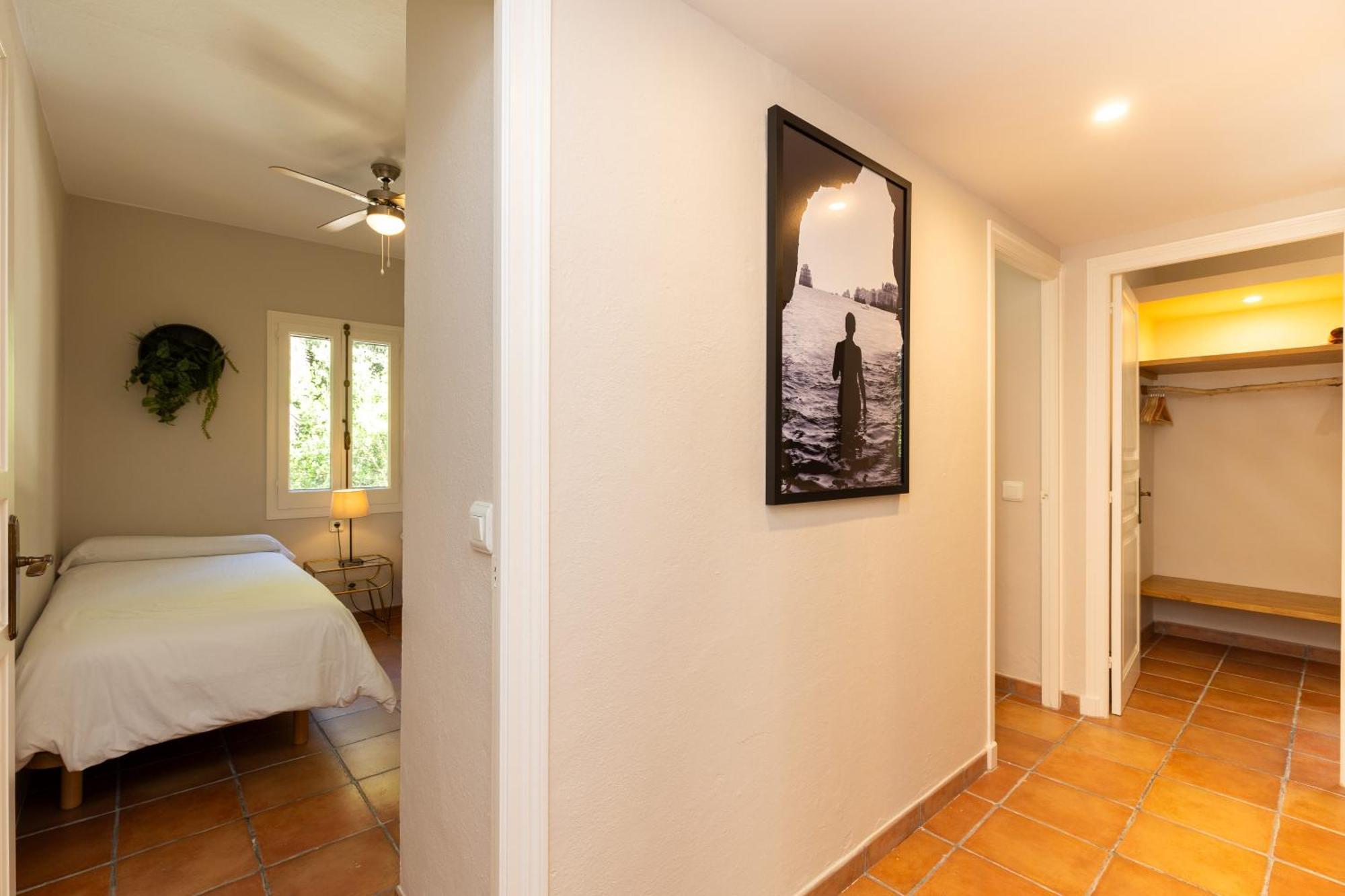Caterina Authentic In Quiet, Wooded Area Villa *