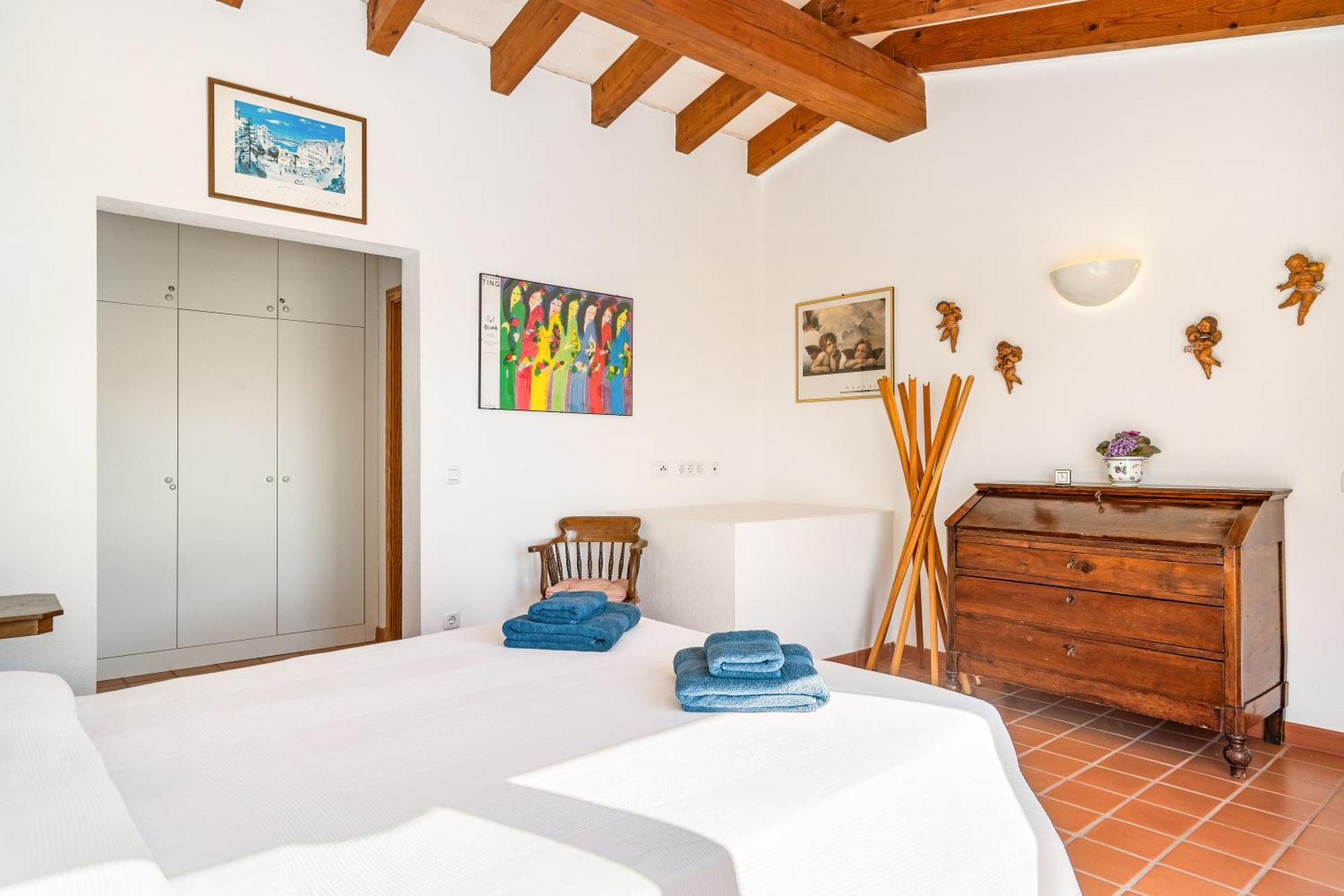 Сasa de vacaciones En Biniancolla Con Piscina Y Jardin