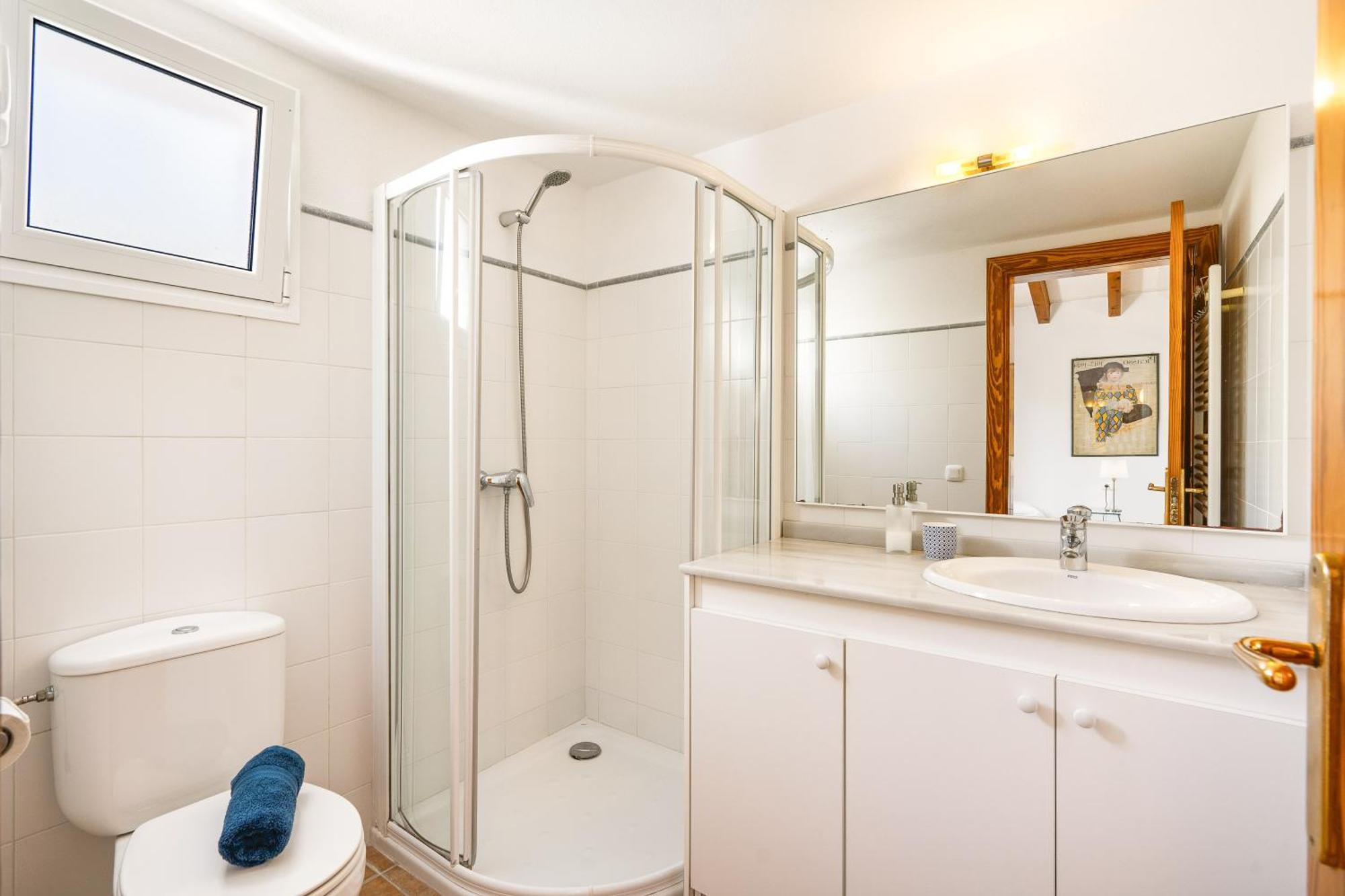 En Biniancolla Con Piscina Y Jardin Holiday home *