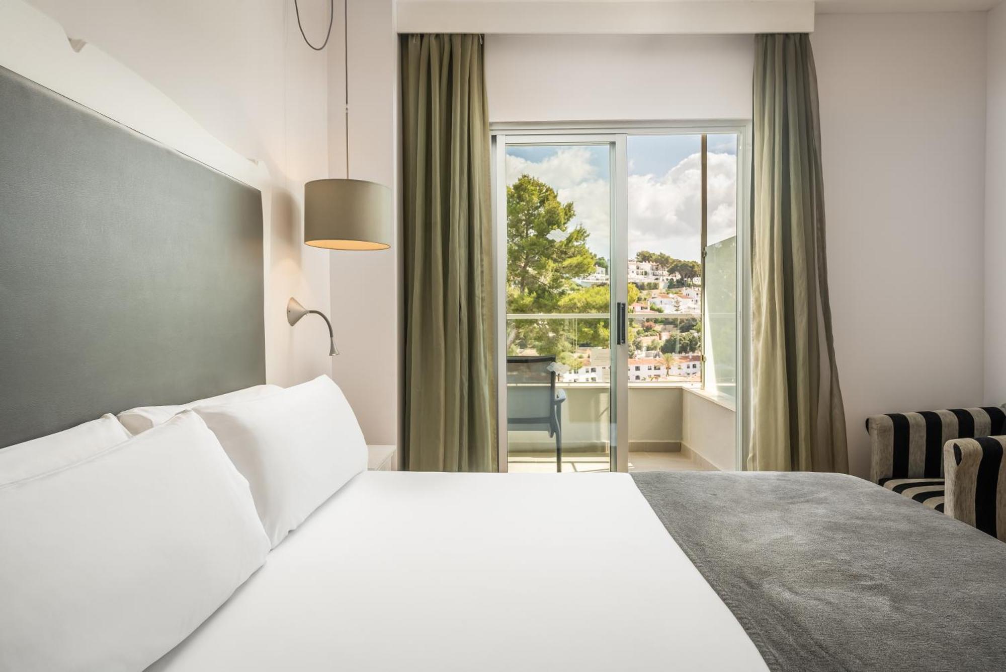 Artiem Audax - Adults Only 4*