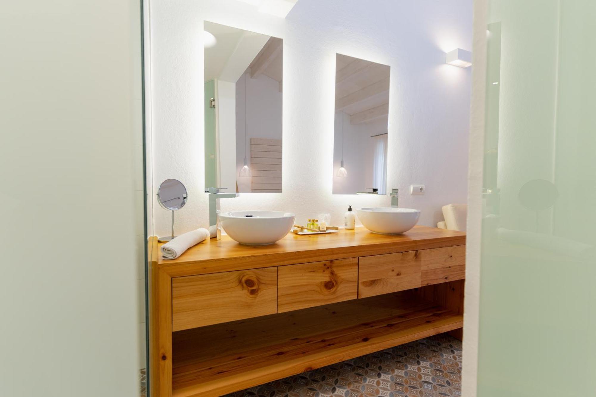 Roca Nou Hotel