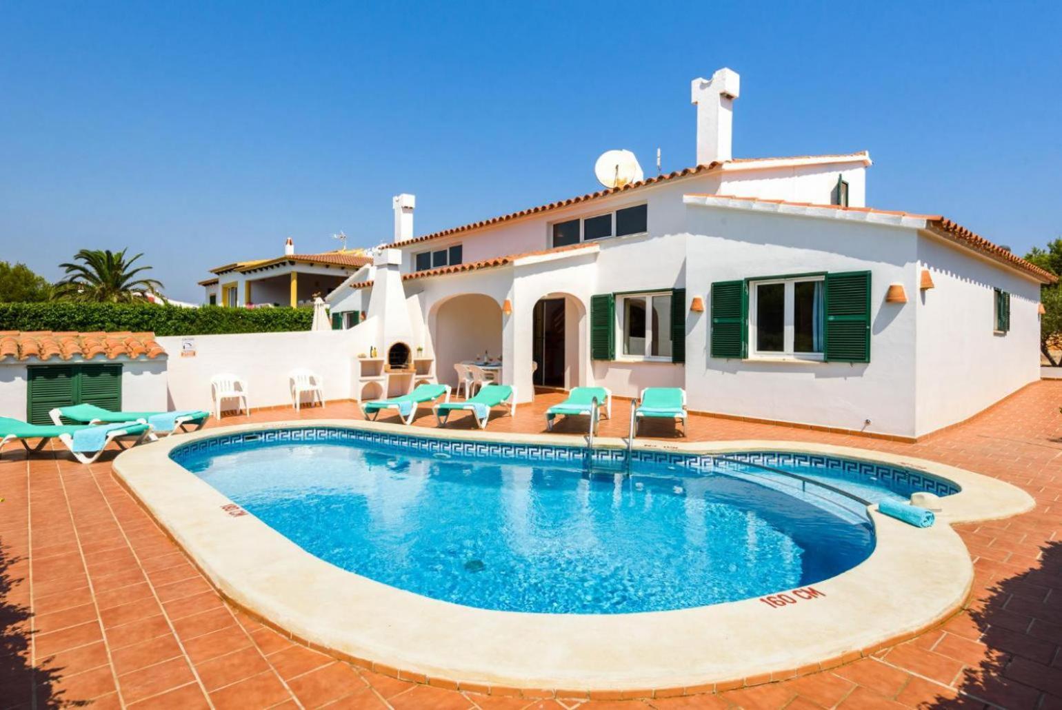 Eulalia Uno Villa *