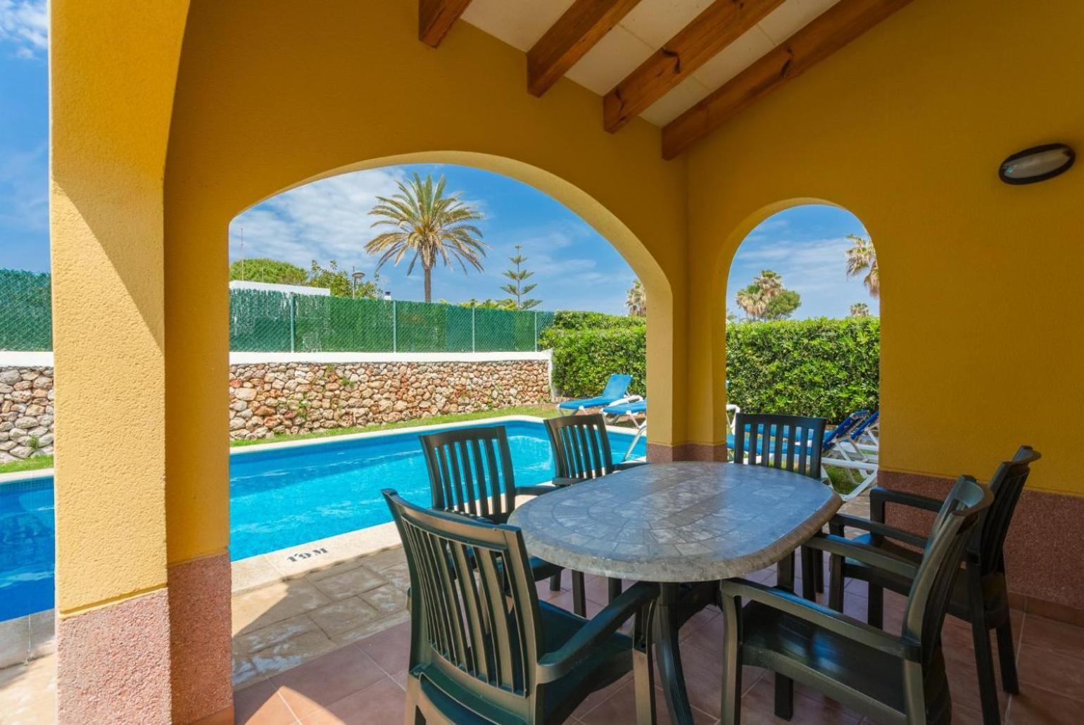 La Luna Villa