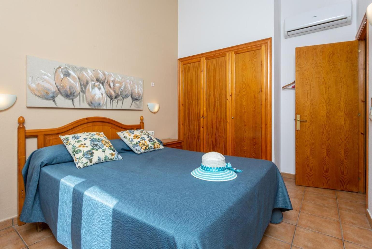 Clariana * Cala'N Bosch (Menorca)